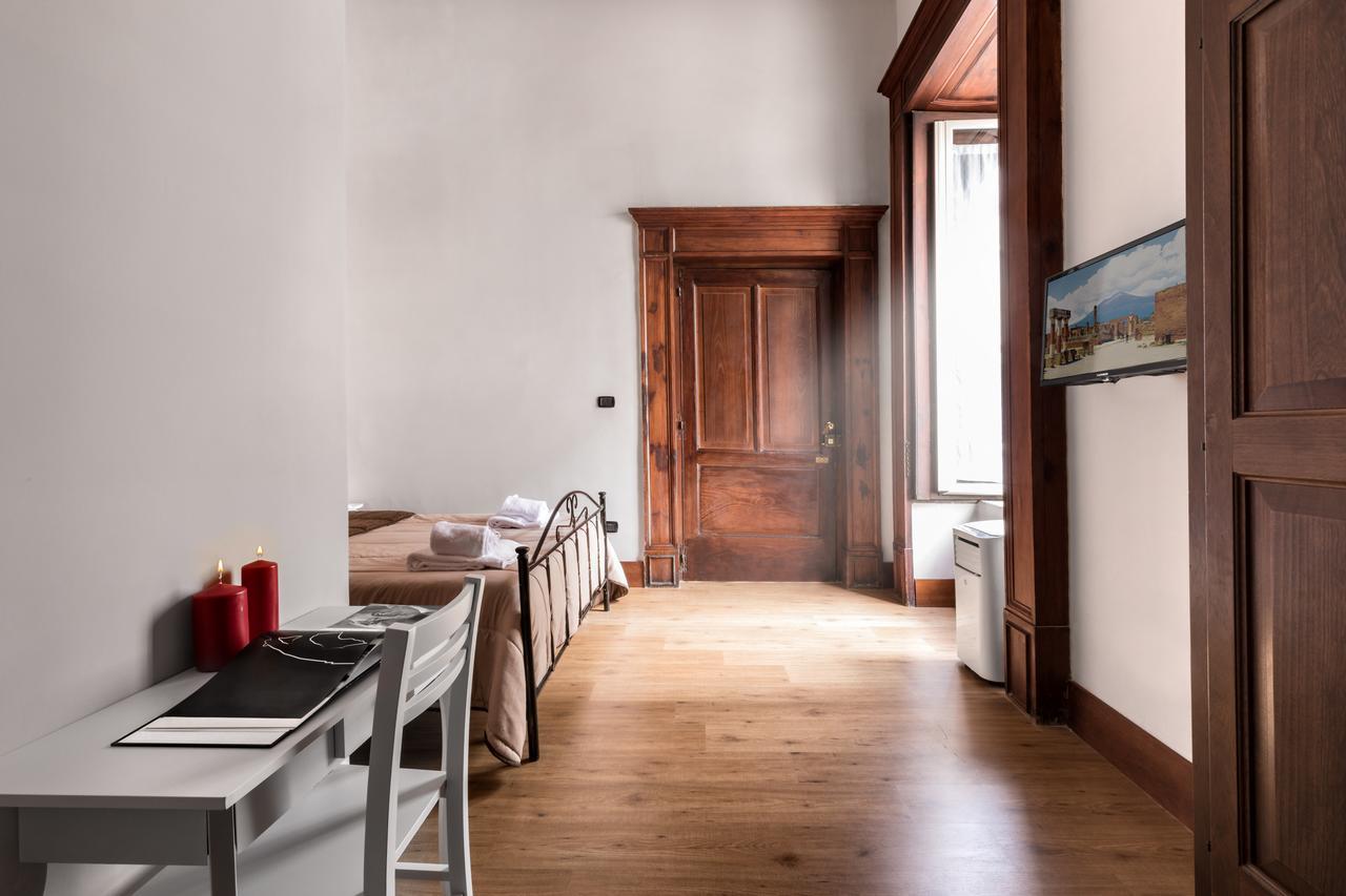 Opera Home Νάπολη Εξωτερικό φωτογραφία