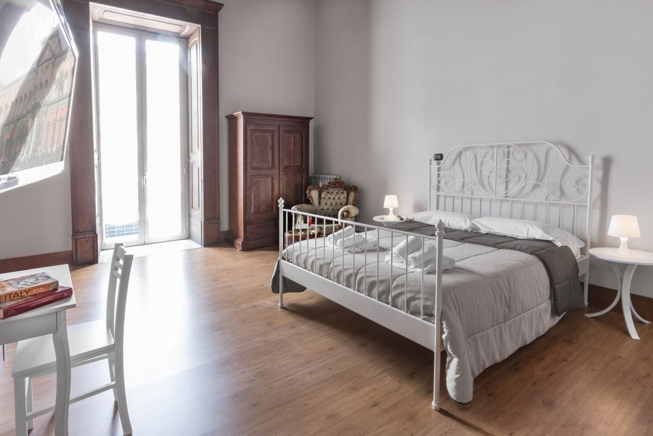 Opera Home Νάπολη Εξωτερικό φωτογραφία