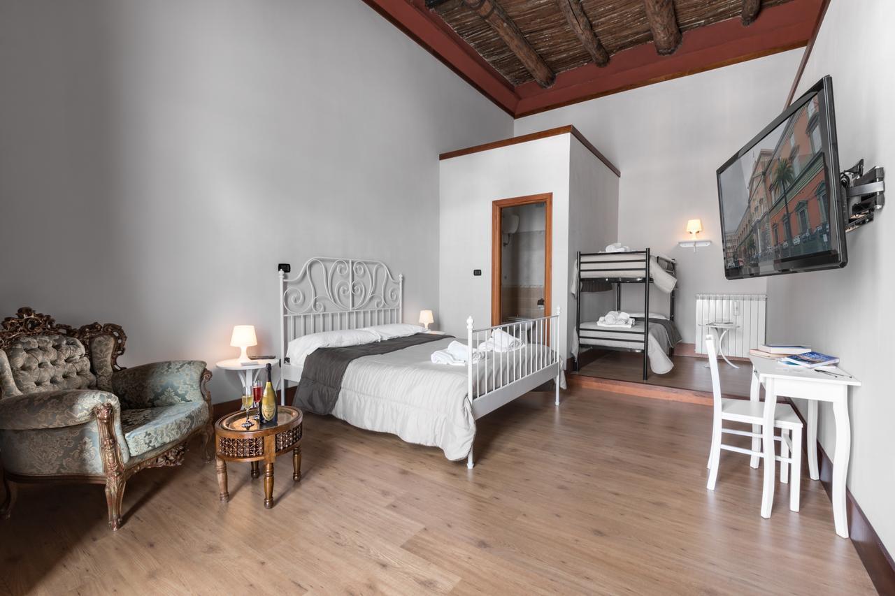 Opera Home Νάπολη Εξωτερικό φωτογραφία