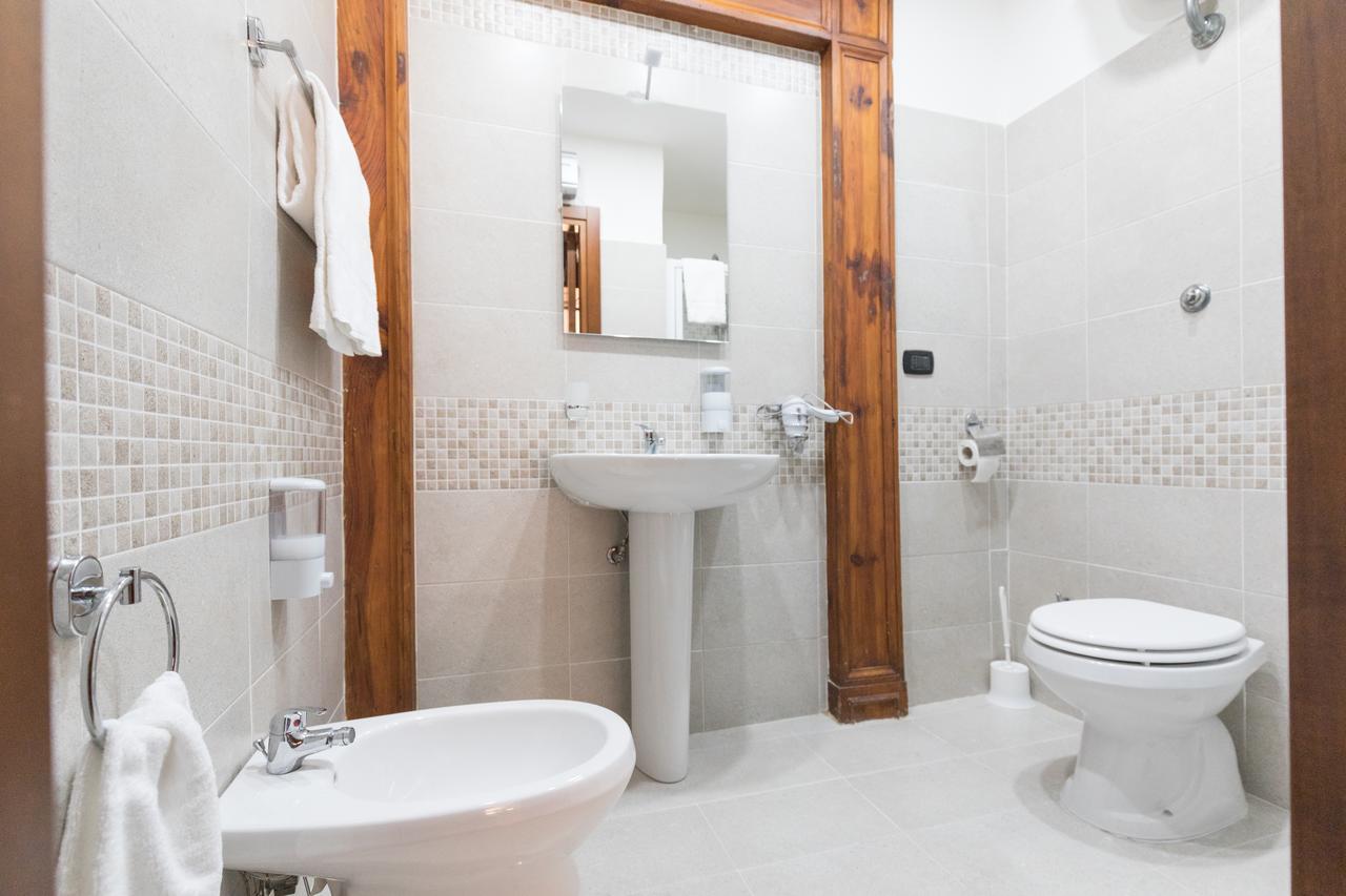 Opera Home Νάπολη Εξωτερικό φωτογραφία